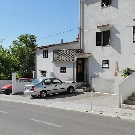 With A Parking Space Baska, Krk - 5442 Apartamento Baška
